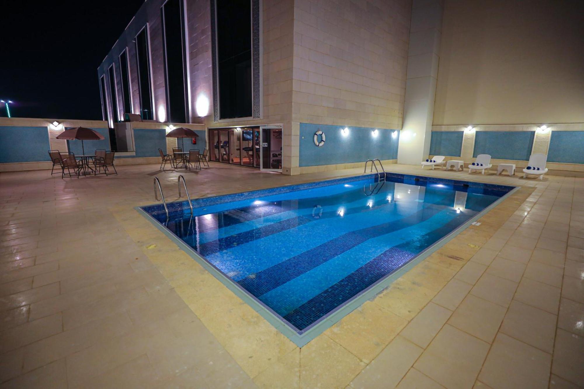 Cheerful Al Waha Unayzah Hotel Unaizah Exterior foto